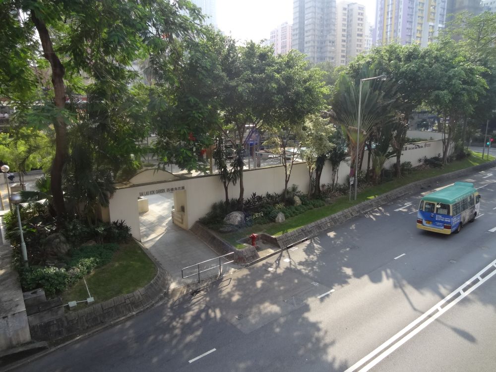 Before redevelopment, the garden was enclosed by walls on four sides and therefore hidden in the busy city. Its usage rate was relatively low.