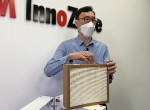 Air Filter 2.0 also adopts acoustic-aided technology to intensify vibration of suspended particles in the air, making them more likely to be blocked by the filtering materials, thereby improving filtration efficiency.