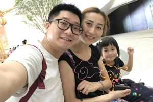 Now that the pandemic has cooled down a bit, he will make time at weekends to take his energetic daughter outside to “discharge” and let her exercise.1