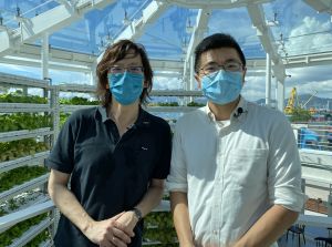 Mr Vincent NG (left) is happy that K-Farm succeeds in harbourfront farming through architectural design and community co-operation. Beside him is Mr CHAN Kai-ho, Vicky (right), Architectural Consultant of K-Farm.
