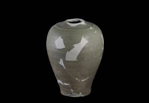 Colleagues would fill in missing parts with white plaster, in an effort to restore artefacts to their original appearance.