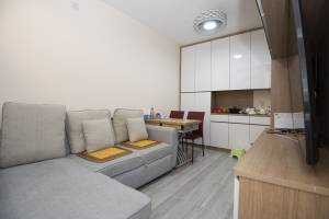 The Government strives to improve the living space. The average living space per person would be about 215 square feet and 237 square feet after home space enhancement of 10% and 20% respectively. The above picture shows the interior of a public housing unit.