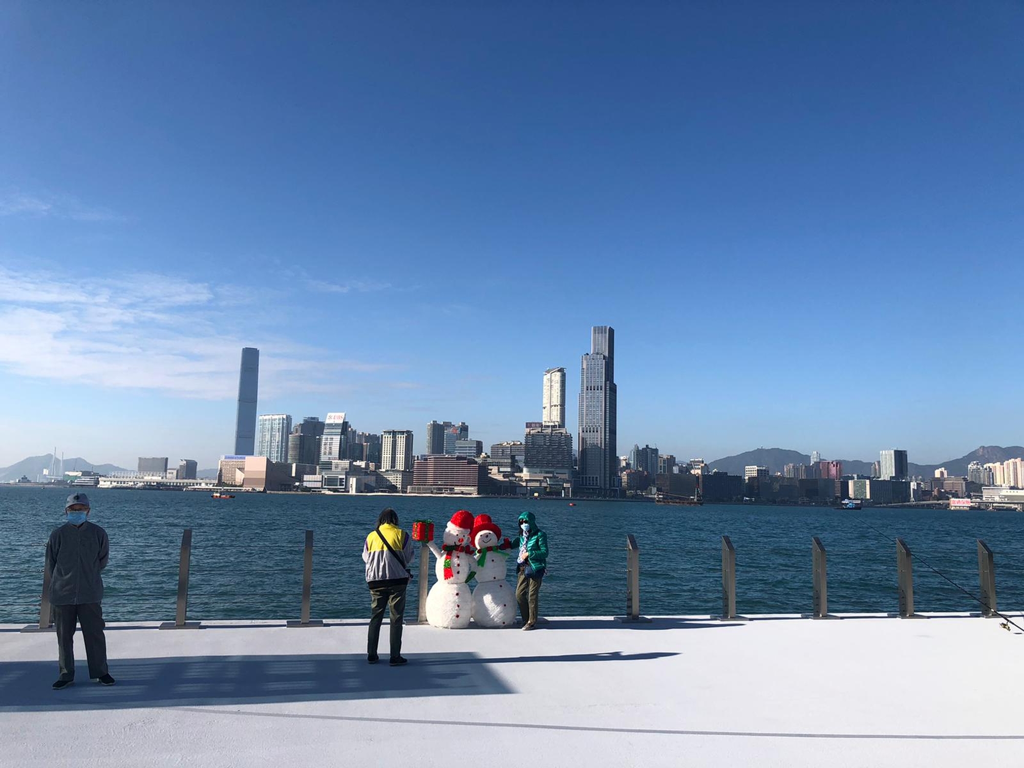 Pictured is the first stage of the approach: a removable fence design, which has been adopted in the Water Sports and Recreation Precinct (Phase 1) opened last year in Wan Chai.
