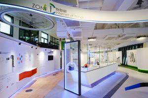 After his appointment as the CIC’s Chairman in 2016, CHAN Ka-kui worked with colleagues to prepare for the building of the Construction Innovation and Technology Application Centre (CITAC). The centre was completed in the following year.