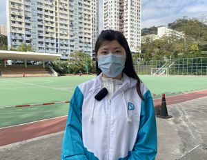 渠务署排水工程部工程师邝肇婷表示，渠务署拟在观塘秀雅道游乐场建造容量约64 000立方米的地下蓄洪池，协助减低区内的排洪压力。