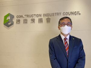Mr Ho On-sing, Thomas, who just took up the appointment as the Chairman of Construction Industry Council (CIC), says that the CIC and the construction industry have launched various anti-epidemic measures with the support of the Development Bureau (DEVB) to tackle the fifth wave of the epidemic.