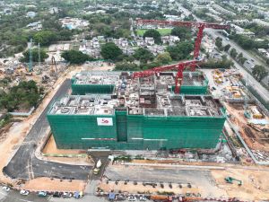 The eight-storey Multi-welfare Services Complex (“the Complex”) in Kwu Tung North, which will provide residential care home services, is being constructed at the site in Area 29 of the Kwu Tung North New Development Area.