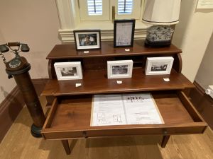 The artefacts of the old Dairy Farm, including dairy product containers, posters, staff cards, photographs, an ice-cream freezer, etc., are showcased to display the history of the old Dairy Farm and farm operations in the old days.