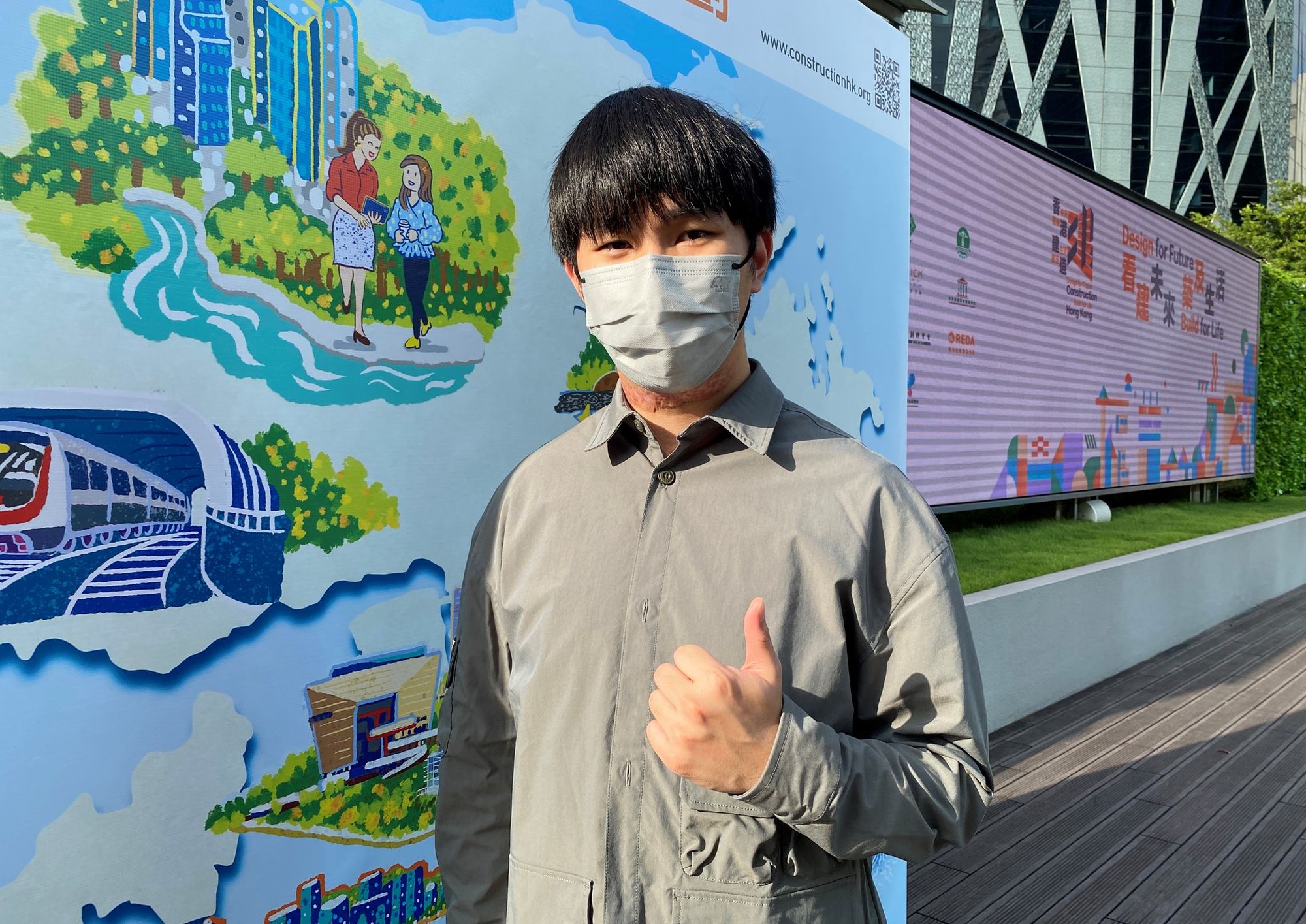 Mr SO Kin-wa, a graduate of IVE, says that with technological advancement, the construction industry not only provides young people with opportunities to join the industry, but also a good working environment.