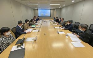 To realise community participation in planning the core zone of a new generation, the Development Bureau has invited relevant professional institutes to set up a platform to discuss and refine the design of the artificial islands. 