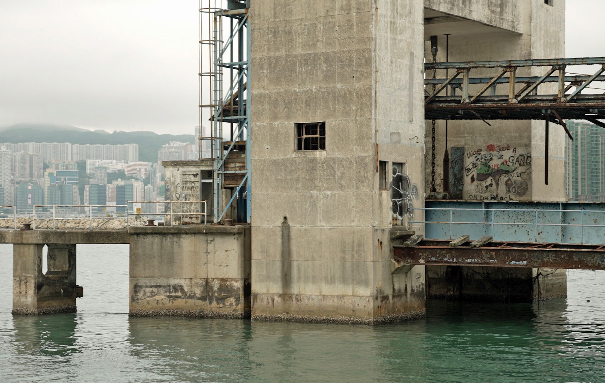 The works for the old pier at the former Kai Tak Runway and the Kowloon City Vehicular Ferry Pier in To Kwa Wan, which are currently disused, have not been pursued because it might not be able to demonstrate that they have an “overriding public need”.  Pictured is the Kowloon City Vehicular Ferry Pier.