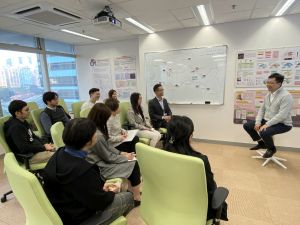 The Geospatial Lab established by the DEVB organises various types of activities, such as workshops, feature talks, competitions and experience days, for public participation.