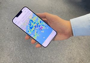 Staff of the DSD can make use of their mobile or computers to monitor the real time conditions of main rivers and drainage channels from gauging stations, helping the department to swiftly take preventive and contingency measures.