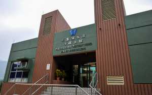 After all treatment processes, seawater becomes potable water, which will then be blended with treated water from the Pak Kong Water Treatment Works at the Tseung Kwan O Primary Fresh Water Service Reservoir.