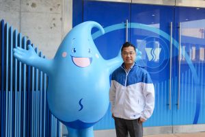 水務署高級工程師（供水策劃）林俊毅介紹東江水供港六十周年多項慶祝及紀念活動。