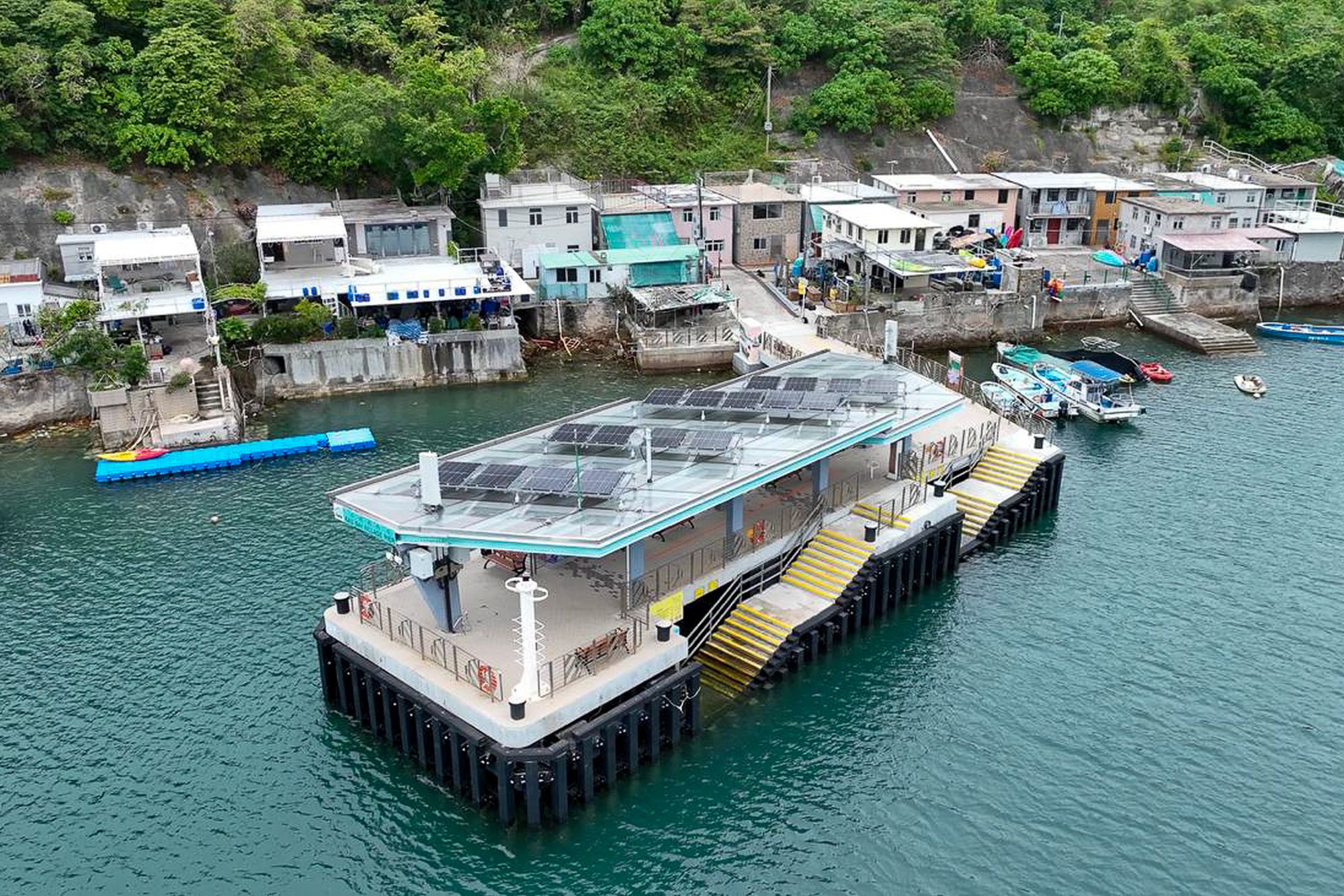 西貢滘西村碼頭。