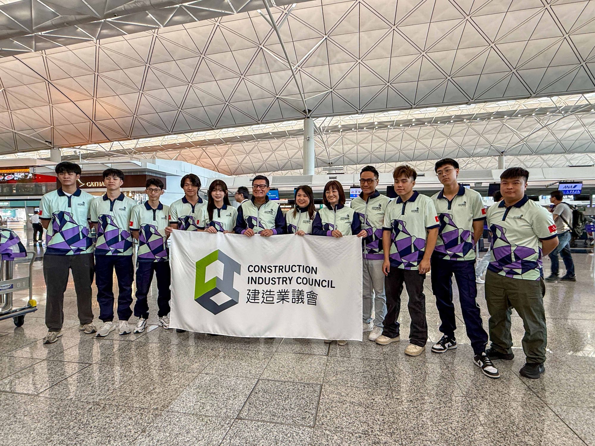 為配合今年的世界技能大賽，議會去年舉辦香港代表選拔賽，選出9位優秀選手，經培訓後於今年9月底赴上海參加世賽。