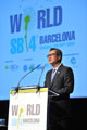 Mr Chan delivers a keynote speech at the plenary session of the World Sustainable Building 2014 Conference in Barcelona yesterday (October 29, Barcelona time).