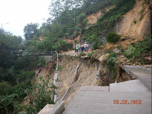 Keung Shan Road near Shek Pik Reservoir