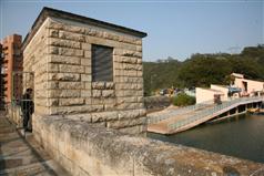 黃泥涌水塘水掣房（一八九九）