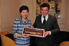 Mrs Lam meets the Secretary of State for Housing, Mr Benoist Apparu, in the Ministry of Ecology, Sustainable Development, Transport and Housing to exchange views on urban planning policies.