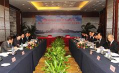Mrs Lam (second left) attends a business meeting with the Guangdong authorities on Dongjiang water.