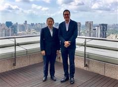 The Secretary for Development, Mr Michael Wong (right), today (January 13) met with the Deputy Chief Executive Officer of the Housing and Development Board, Mr Fong Chun Wah (left), to learn more about the implementation strategy and experiences of Singapore in adopting modular integrated construction (MiC) in public housing projects, as well as how MiC improves building efficiency and quality.