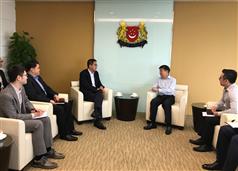 The Secretary for Development, Mr Michael Wong (third left), called on Singapore's Coordinating Minister for Infrastructure and Minister for Transport, Mr Khaw Boon Wan (second right), this morning (January 15) and they exchanged views on matters of mutual concern. The Principal Government Engineer, Mr John Kwong (second left), also attended the meeting. This concluded Mr Wong's four-day visit to Singapore. He will return to Hong Kong later this afternoon. Speaking on his visit to Singapore, Mr Wong said that it provided an opportunity to meet with senior government officials to share experiences and exchange views on issues relating to urban planning and development, the adoption of innovative construction technologies, promotion of green buildings and urban renewal. He also visited works projects using the modular integrated construction (MiC) method, as well as pre-cast yard and prefabrication fitting-out factories, which provided a useful reference for Hong Kong in its promotion of MiC.