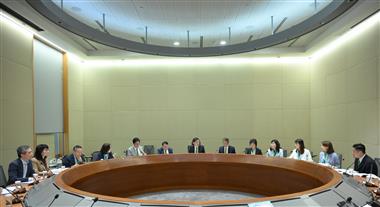 行政长官李家超今日（九月二十九日）主持「北部都会区发展委员会」首个工作会议。