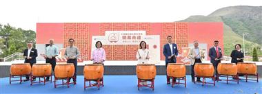 The Tai O Yim Tin Bridge and Po Chue Tam Bridge Opening Ceremony was held today (May 3). Photo shows (from second left) the Director of Civil Engineering and Development, Mr Michael Fong; the Chairman of the Heung Yee Kuk New Territories, Mr Kenneth Lau; the Secretary for Home and Youth Affairs, Miss Alice Mak; the Secretary for Development, Ms Bernadette Linn; Deputy Director General of the New Territories Sub-office of the Liaison Office of the Central People's Government in the Hong Kong Special Administrative Region, Mr Sun Xuewei; the Chairman of the Legislative Council Panel on Development, Mr Andrew Lam; the Chairman of the Tai O Rural Committee, Mr Ho Siu-kei; and other guests officiating at the opening ceremony.