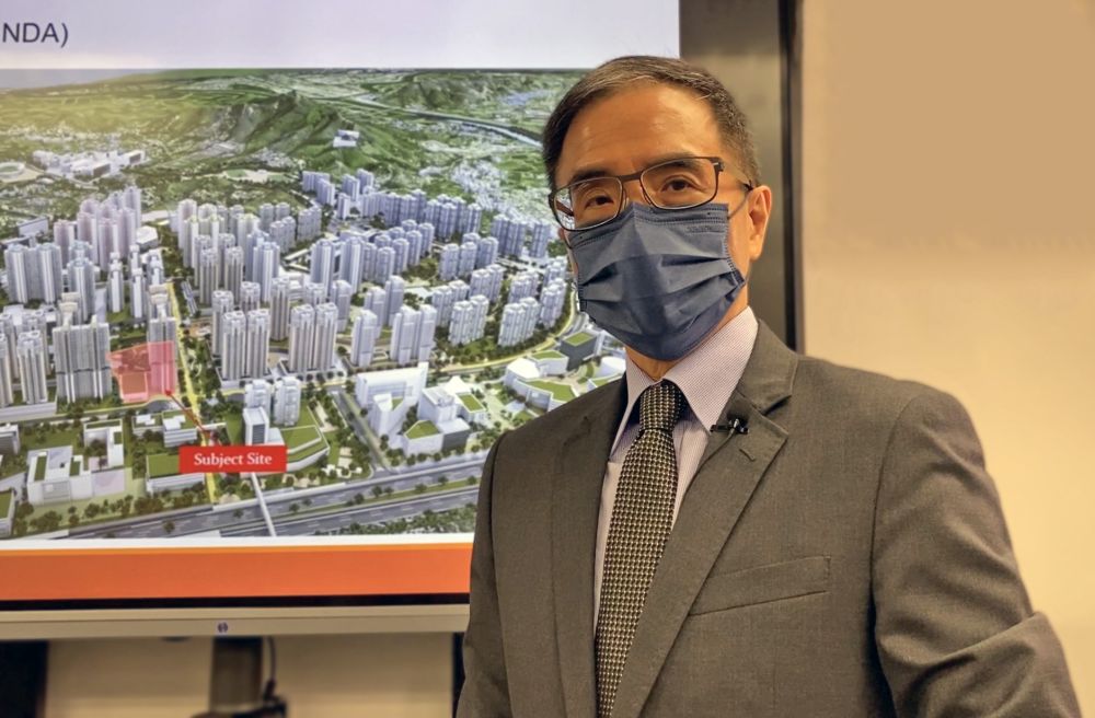 地政总署副署长慕容汉表示，政府有责任确保以公平、公正和具竞争性的机制处理卖地事宜。