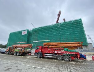 古洞北福利服务综合大楼建于古洞北新发展区第29区用地上，楼高八层，提供院舍住宿照顾服务。