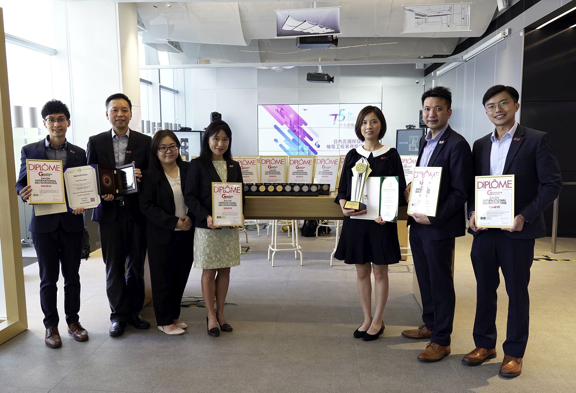 机电署在今年的日内瓦国际发明展中获得23个奖项，为历届之最，成绩令人鼓舞。