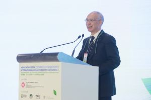 研讨会主题讲者中国科学院生态环境研究中心研究员、美国国家科学院外籍院士欧阳志云教授。