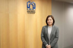 屋宇署高级屋宇测量师赖安琪表示，屋宇署一直致力协助申请者符合相关标准，同时在审批程序和机制上顾及发展项目的流程，务求令建筑工程顺利进行。