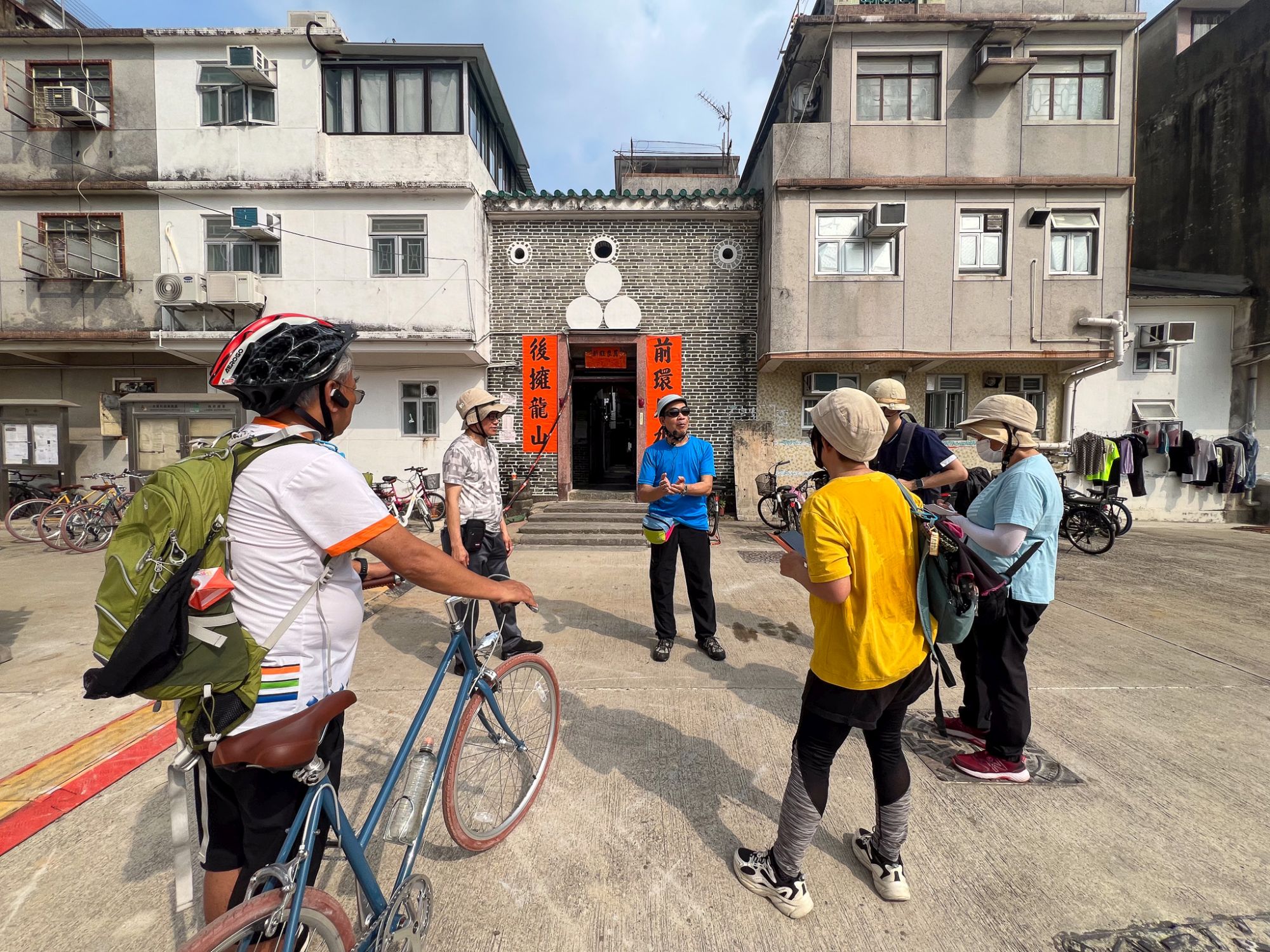 游客来到「联和市场 – 城乡生活馆」，除了可以探索历史建筑，还可以参加工作坊和导赏团（包括广受欢迎的单车导赏团）。