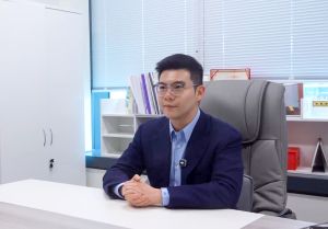 立法会议员（新界北）、北区区议员谭镇国表示，有市民讚赏行人天桥设计非常美观，尤其在晚上亮灯后更具特色，成为了区内新地标。