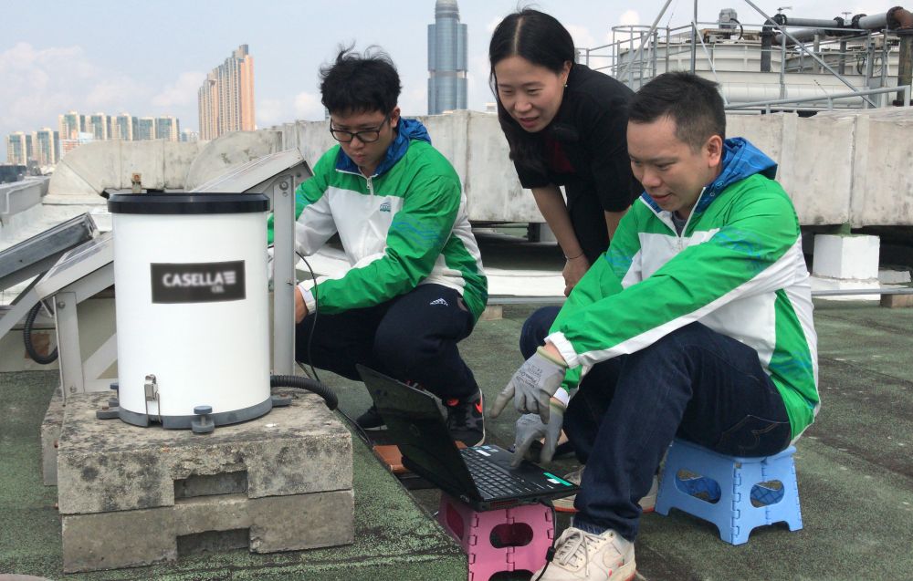 丁瑞民加入土力工程處後的第一個工作崗位是建立和維修該處轄下的雨量站。