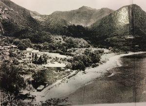 大嶼山有香港最早期人類活動的遺蹟，其西北的沿海路線─東澳古道是古時村民往返東涌及大澳的主要通道。（相片來源：古物古蹟辦事處）