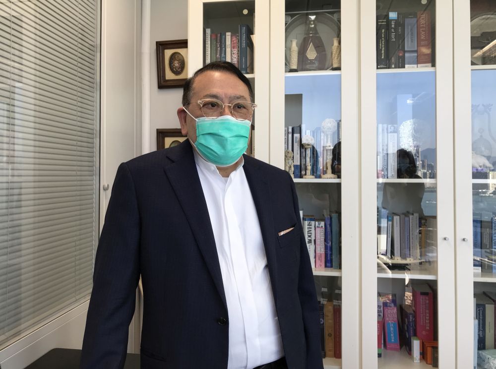 地產及建造界立法會議員石禮謙說，業界很認真地面對這場抗疫戰，包括成立基金以幫助有需要的前線從業員。