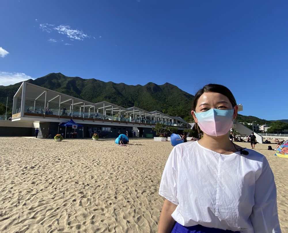 建築署建築師趙寧表示，觀景台起伏的頂部與背後的八仙嶺山脊線互相呼應。