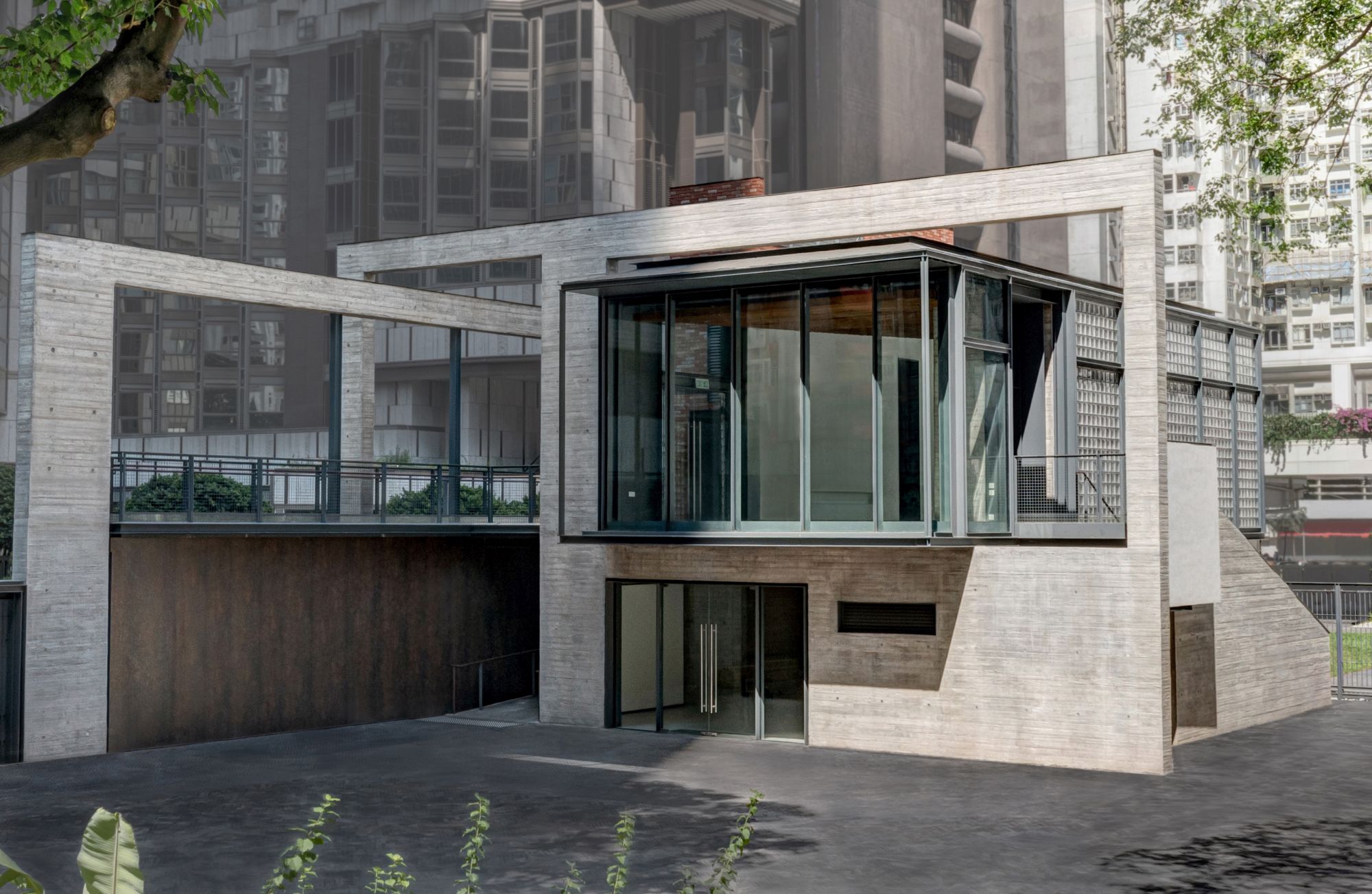 北角「油街實現」的全新藝術空間早前向公眾開放，期望為區內提供更多藝術休憩空間，並成為香港文化地標。