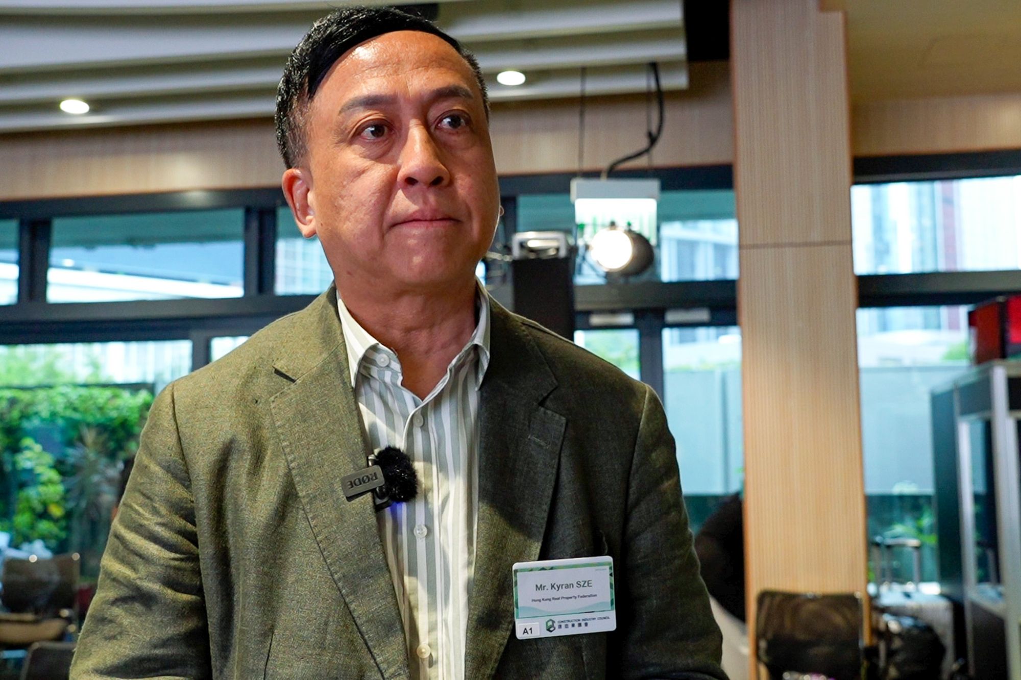 香港房地產協會副會長施家殷說，協會會員主要是中小型的地產發展商，他會將推動4S這個訊息帶給會員。