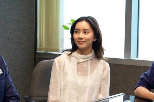 建築設計事務所年青僱員Hilarie最近畢業，她認為，增設計劃令她更有機會可以留在建築師行持續考牌及學習更多。