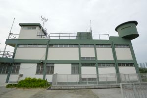 工程團隊在活化過程中保留了前警署的建築特色，包括瞭望塔。