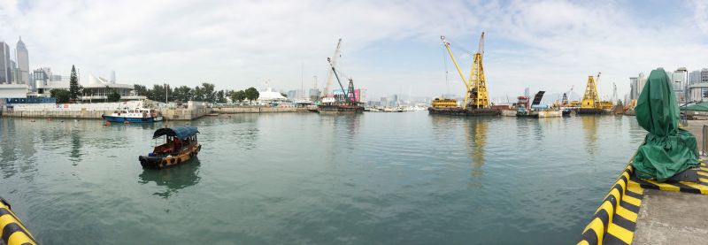 現時銅鑼灣避風塘及附近的前公眾貨物裝卸區，其水體值得活化和善用作不同類型的用途，給公眾享用。